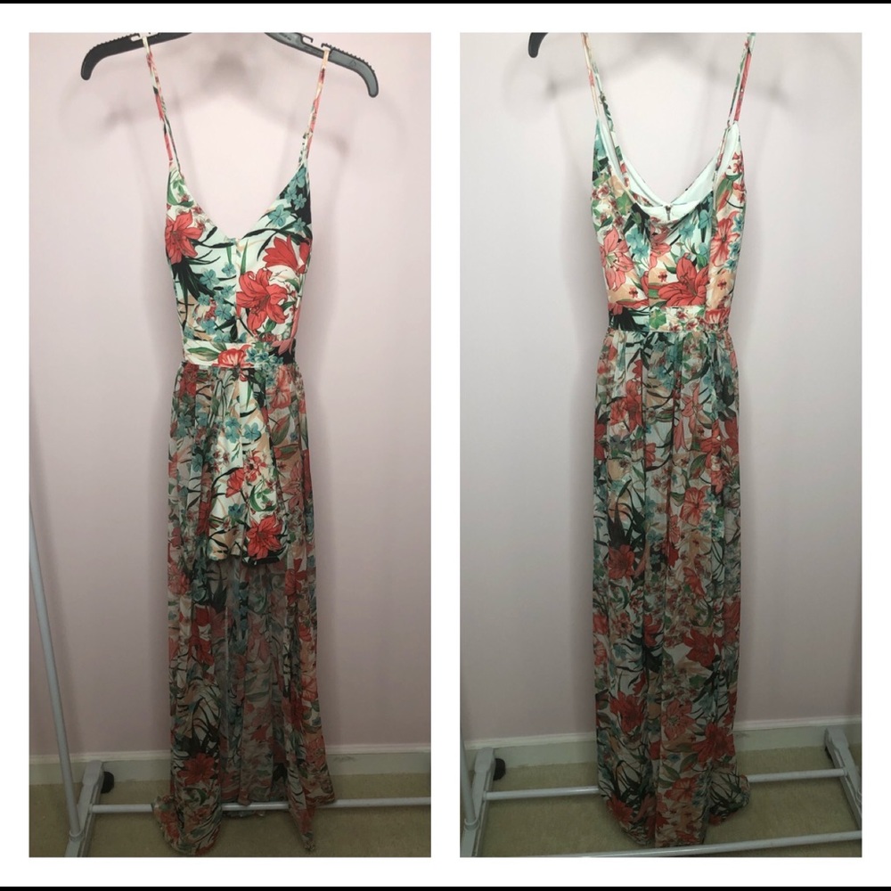 XOXO Floral Rhomper